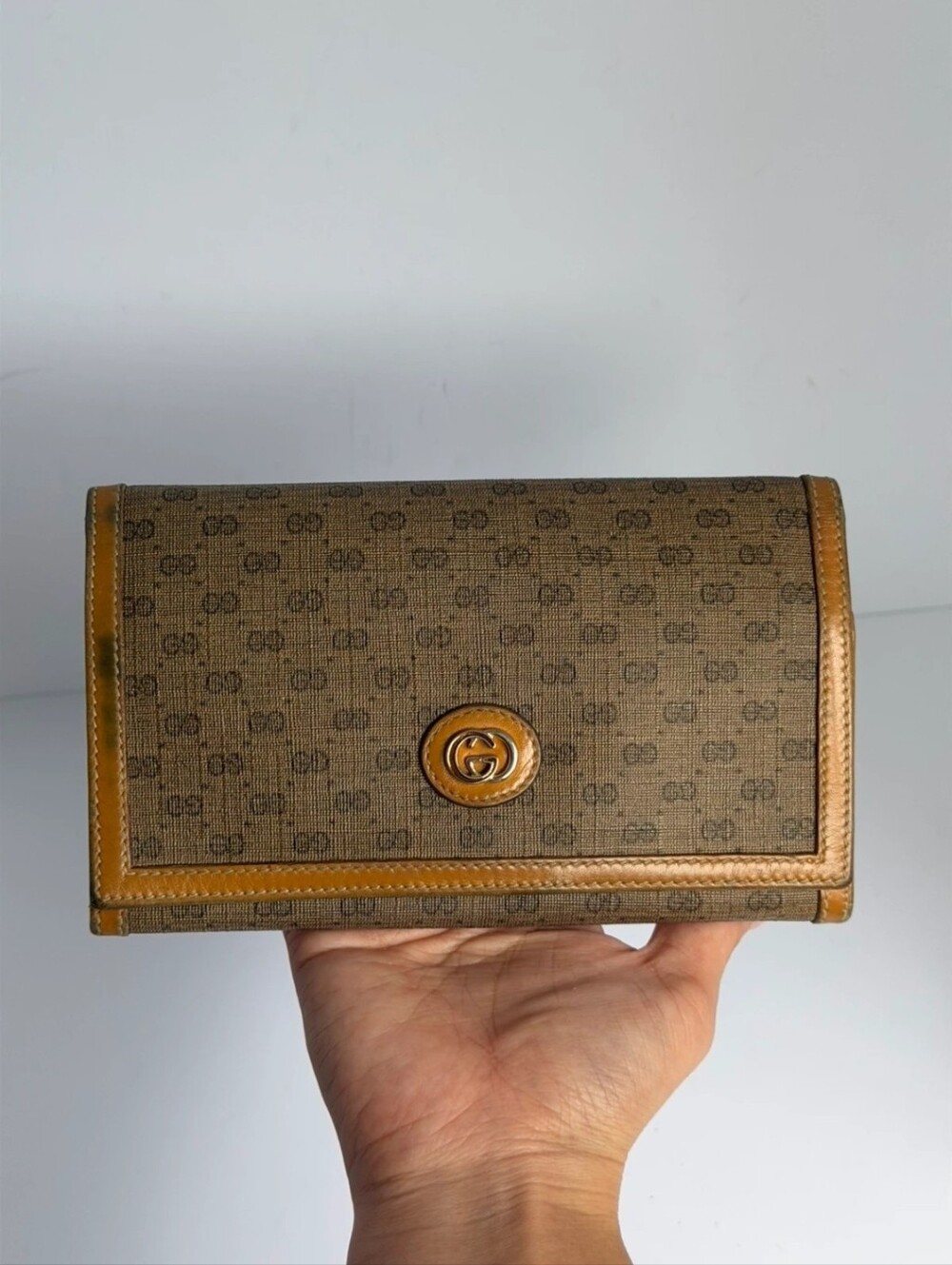 Vintage 80s Gucci Micro GG Supreme Kiss Lock Continental Wallet Authentic vintag